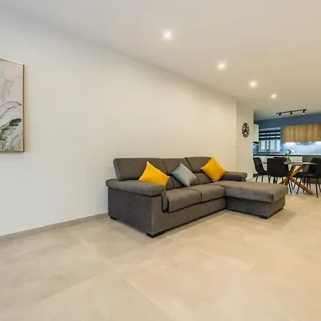 Hillcrest 2 Bedroom المليحة